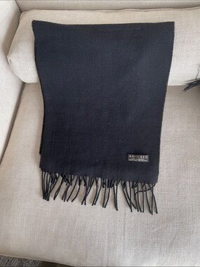 Amicale Cashmere Black Cashmere Scarf with Fringe